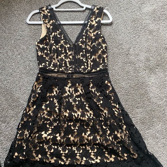 Black lace Cocktail dress - Picture 3 of 3